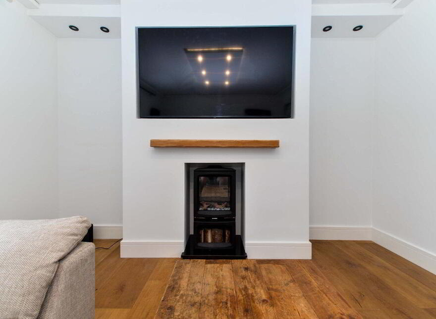 56 Whincroft Road, Belfast, BT5 7JZ