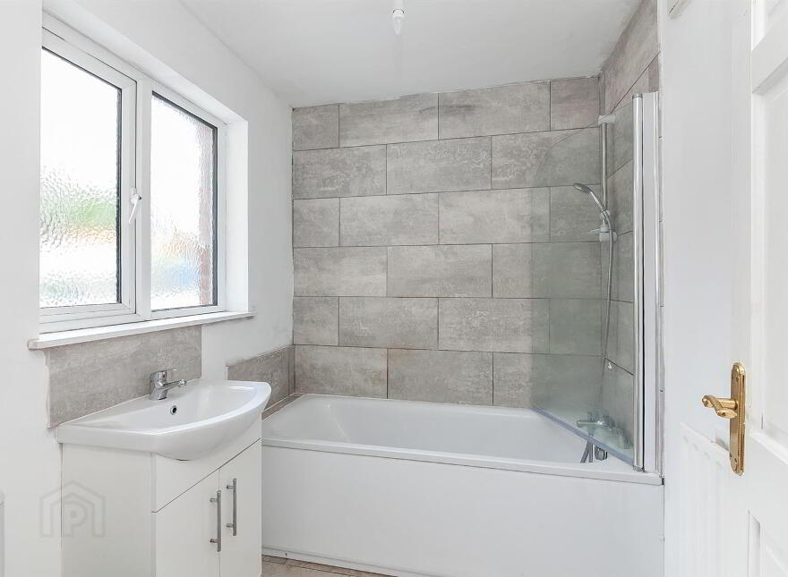 64 Serpentine Gardens, Newtownabbey, BT36 7EZ