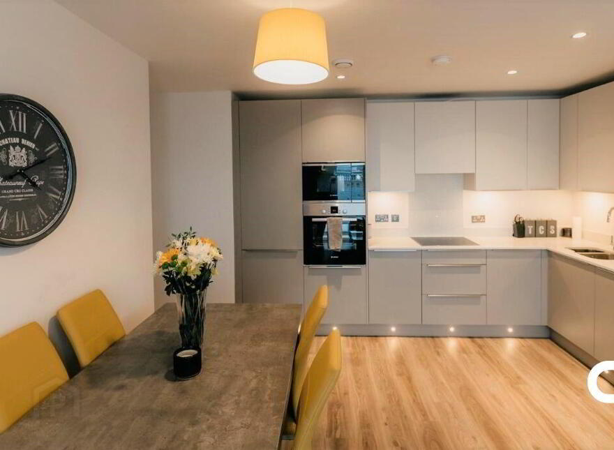 Apt 512 Portland 88, Belfast, BT7 1FE
