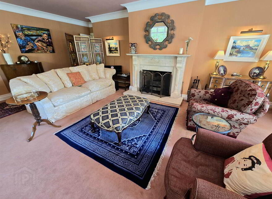 19 Dromore Road, Hillsborough, BT26 6HS