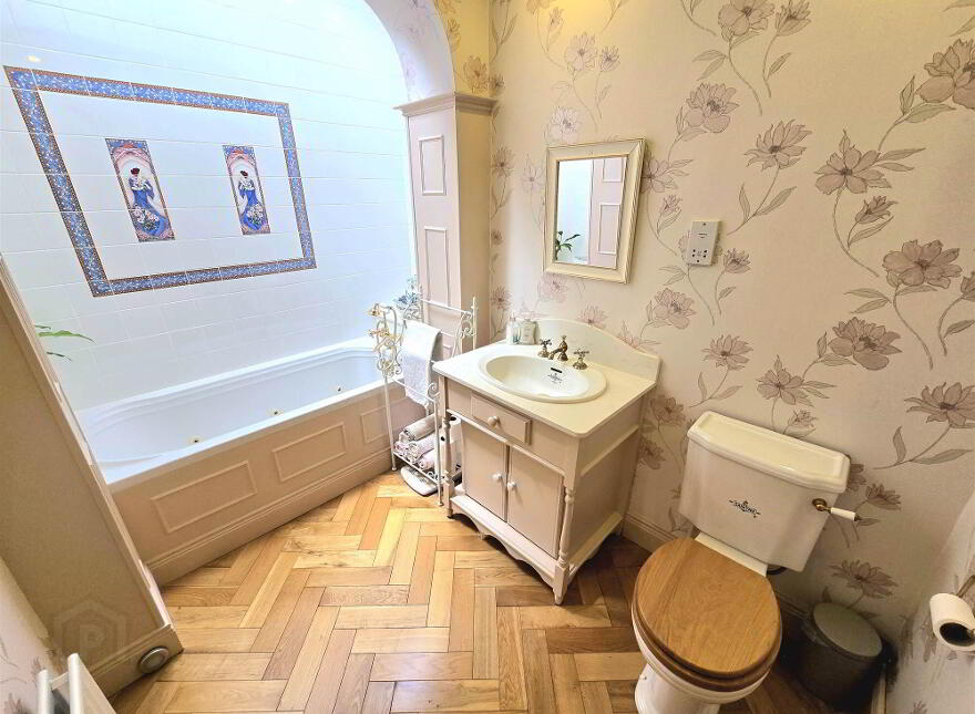 19 Dromore Road, Hillsborough, BT26 6HS