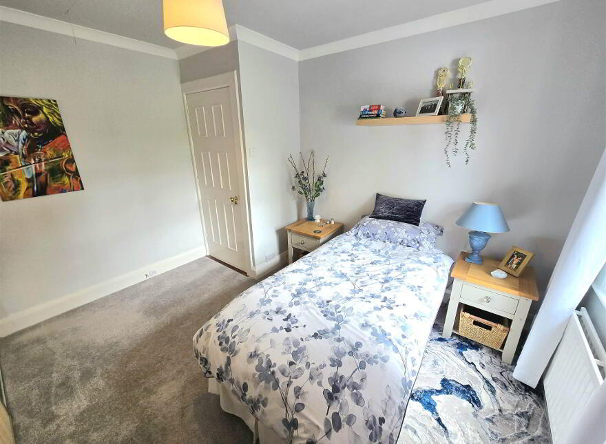 19 Dromore Road, Hillsborough, BT26 6HS