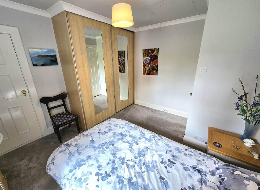 19 Dromore Road, Hillsborough, BT26 6HS