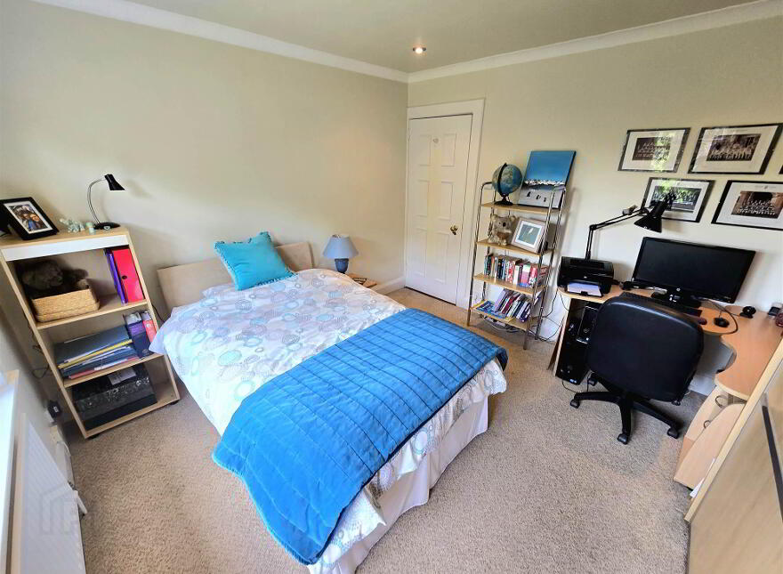 19 Dromore Road, Hillsborough, BT26 6HS