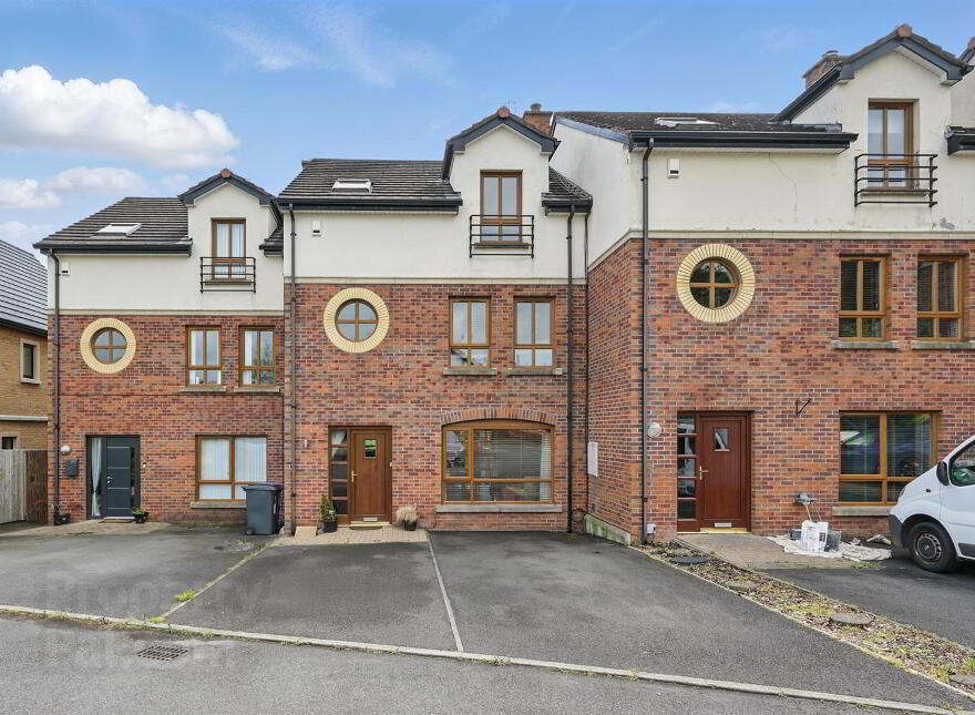 2 Drummond Manor, Belfast, BT10 0DD photo