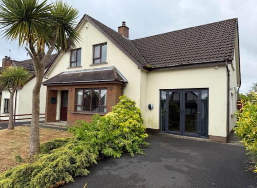 20 Bluefield Close, Carrickfergus, BT38 7XQ photo