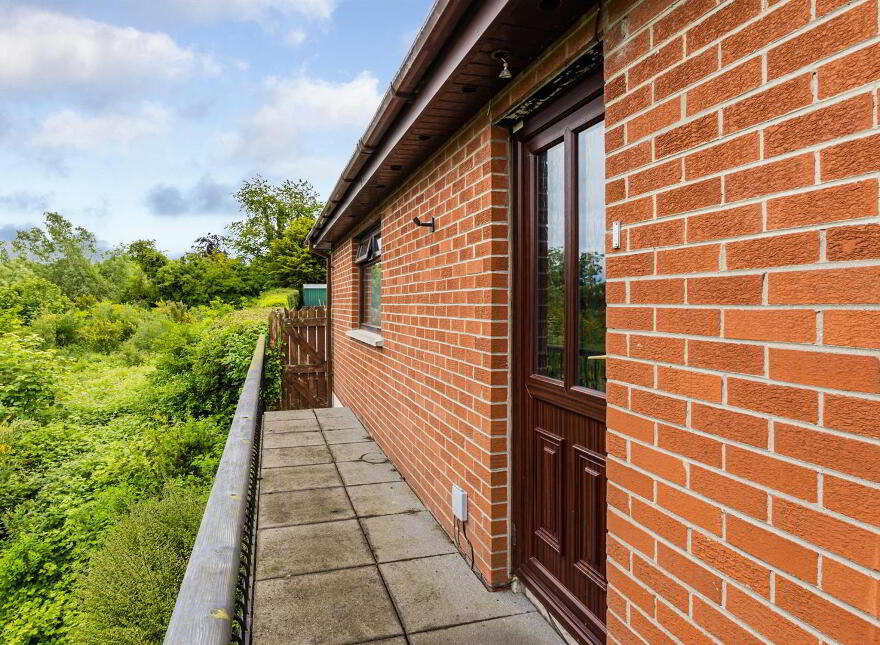12 Quarry Lane, Dundonald, Belfast, BT16 2HG