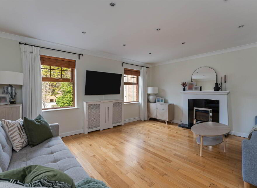 10 Ormiston Square, Belmont Road, Belfast, BT4 2RU
