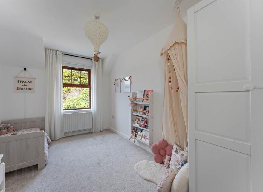 10 Ormiston Square, Belmont Road, Belfast, BT4 2RU