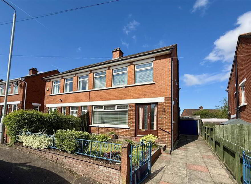 29 Merok Park, Cregagh, Belfast, BT6 9LT photo
