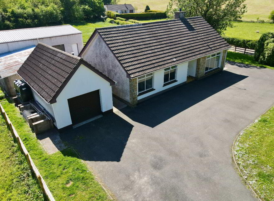 34 Rabbitburrow Road, Lisbellaw, BT94 5PD photo