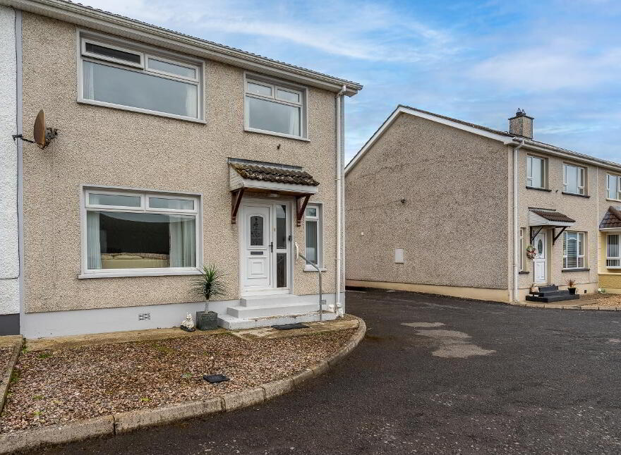 3 Castle Avenue, Castlederg, BT81 7BF