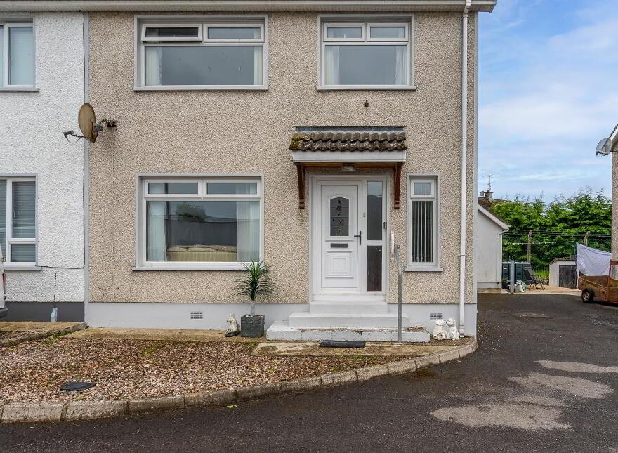 3 Castle Avenue, Castlederg, BT81 7BF