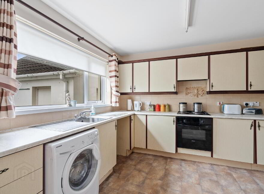 3 Castle Avenue, Castlederg, BT81 7BF