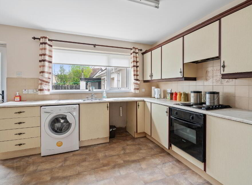 3 Castle Avenue, Castlederg, BT81 7BF