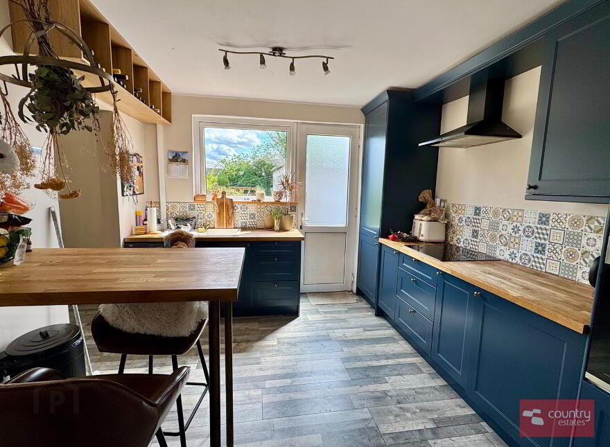 13 Garron Crescent, Larne, BT40 2AT