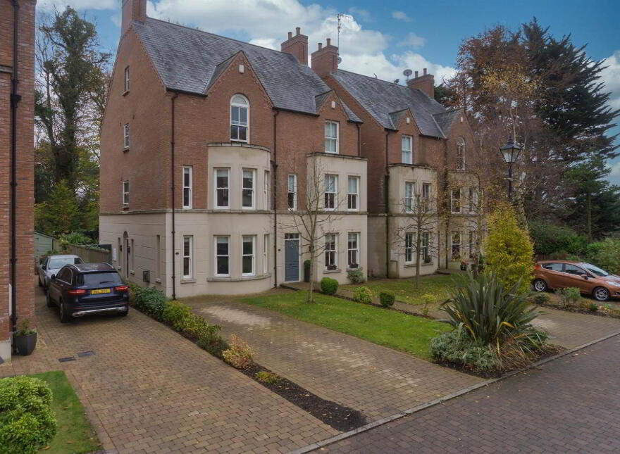26 Danesfort Park South, Belfast, BT9 7RG photo