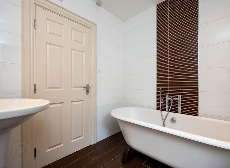 26 Danesfort Park South, Belfast, BT9 7RG