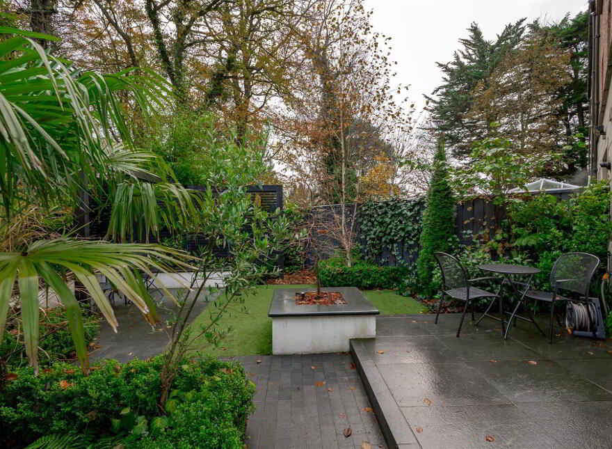 26 Danesfort Park South, Belfast, BT9 7RG