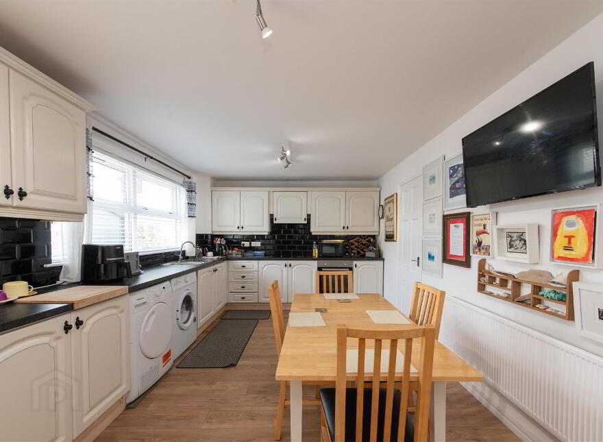 6 St. Dympnas Avenue, Downpatrick, BT30 6EG