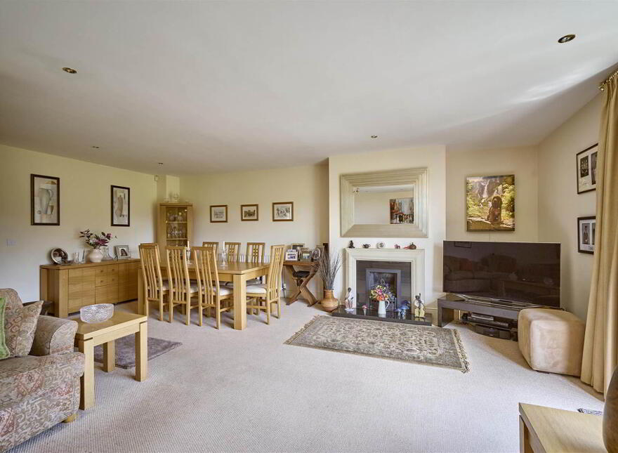 Apt 5 The Fairways, 40 Church Road, Helen's Bay, BT19 1TP
