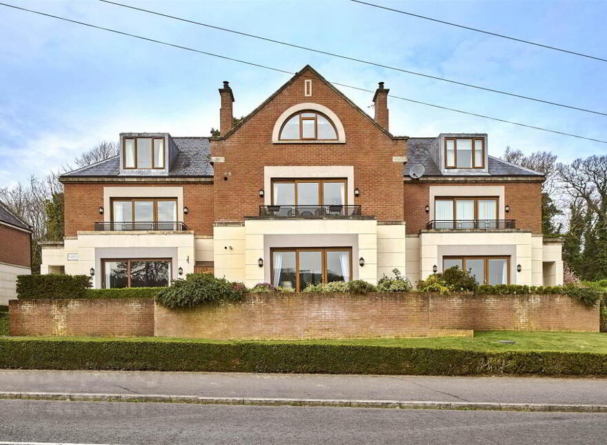Apt 5 The Fairways, 40 Church Road, Helen's Bay, BT19 1TP photo