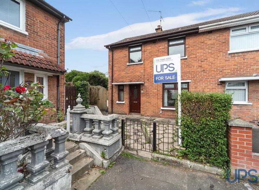18 Andersonstown Grove, Belfast, BT11 8FQ photo