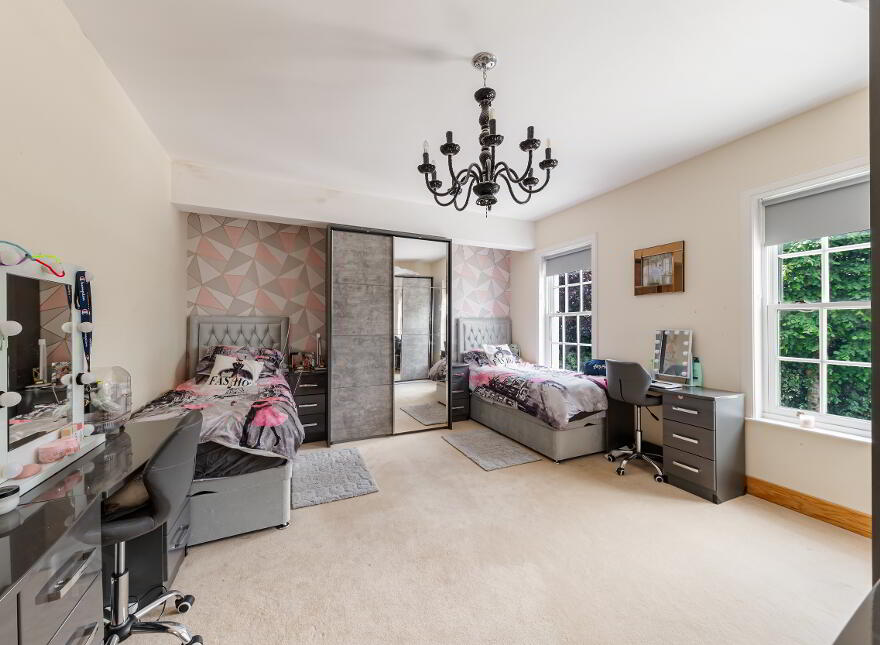 Sliabh Cuan House, 9 Mountain Road, Portaferry, BT22 1PL