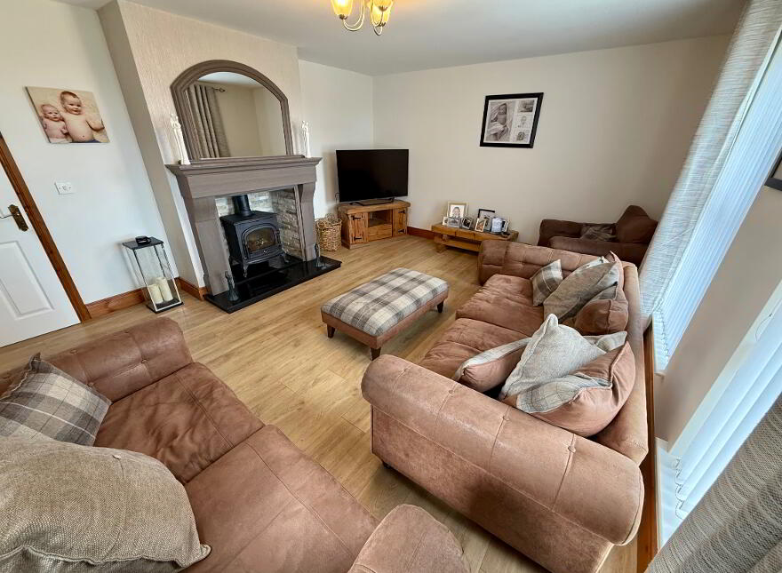 106 Briar Hill, Greysteel, L’derry, BT47 3FD