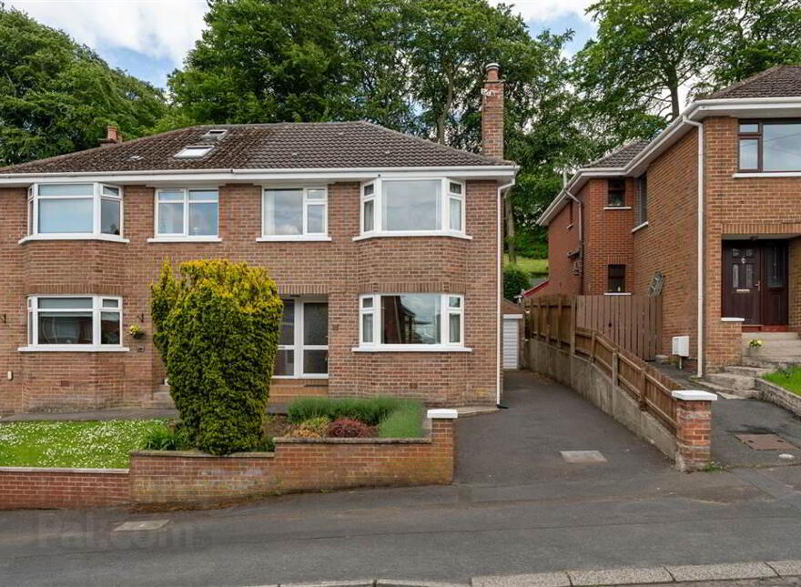 40 Beechgrove Avenue, Belfast, BT6 0NF photo