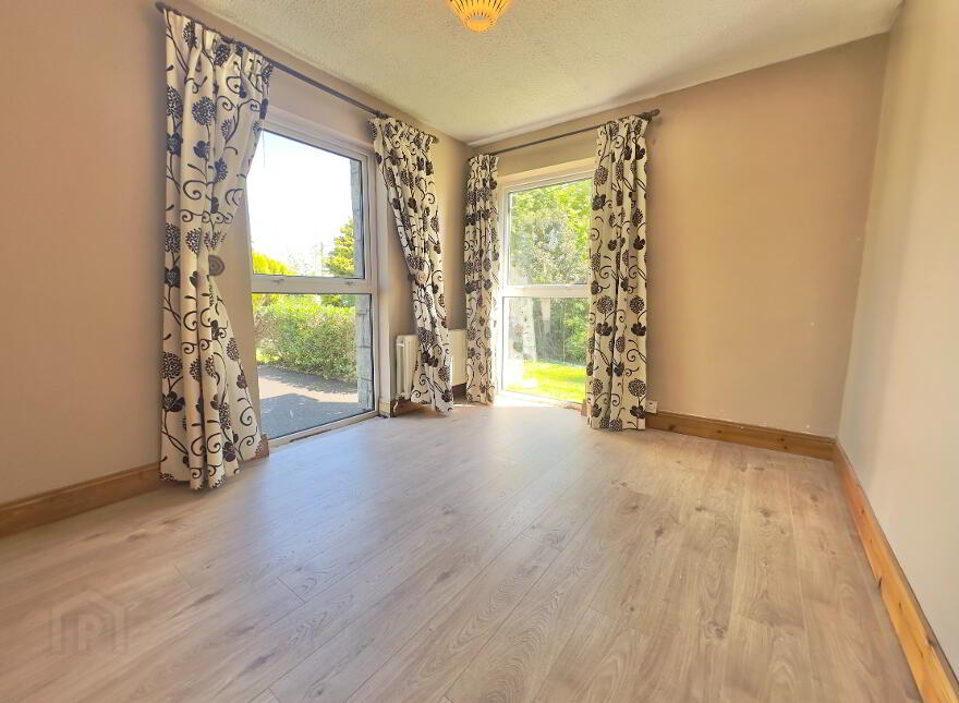 Trumroe House, Lifford Road, Raphoe, F93XD43
