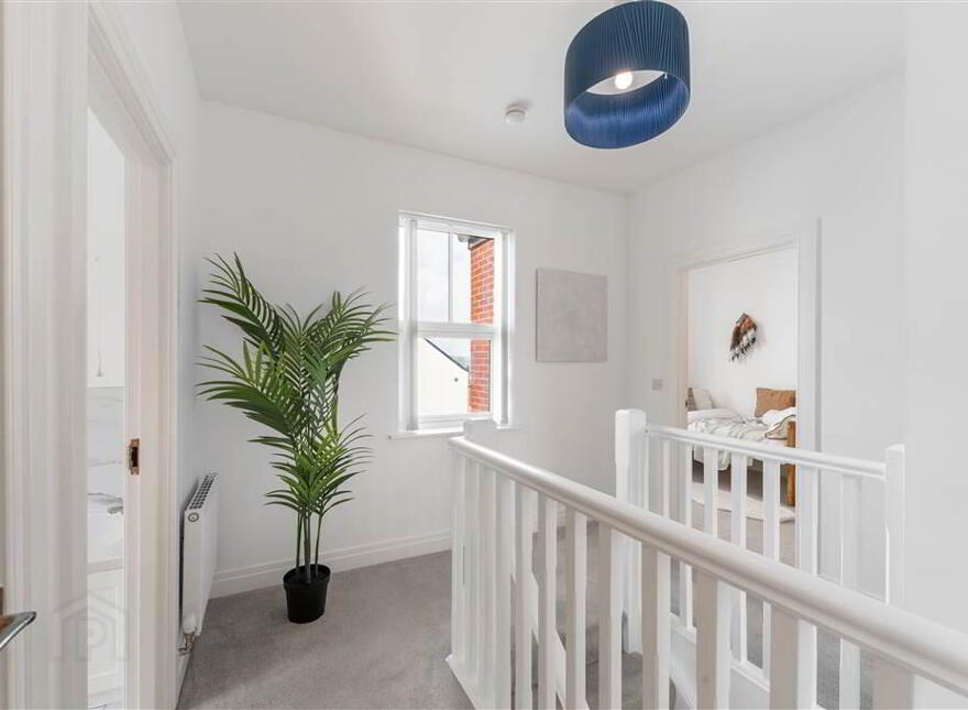 33 Castlegowan Place, Belfast, BT5 7WH