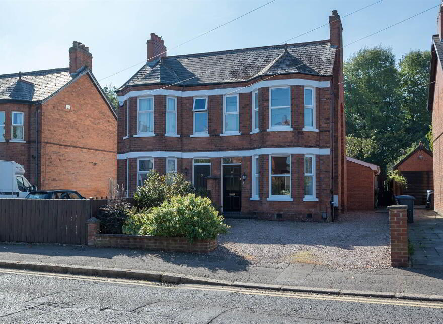 105 Ardenlee Avenue, Belfast, BT6 0AD photo