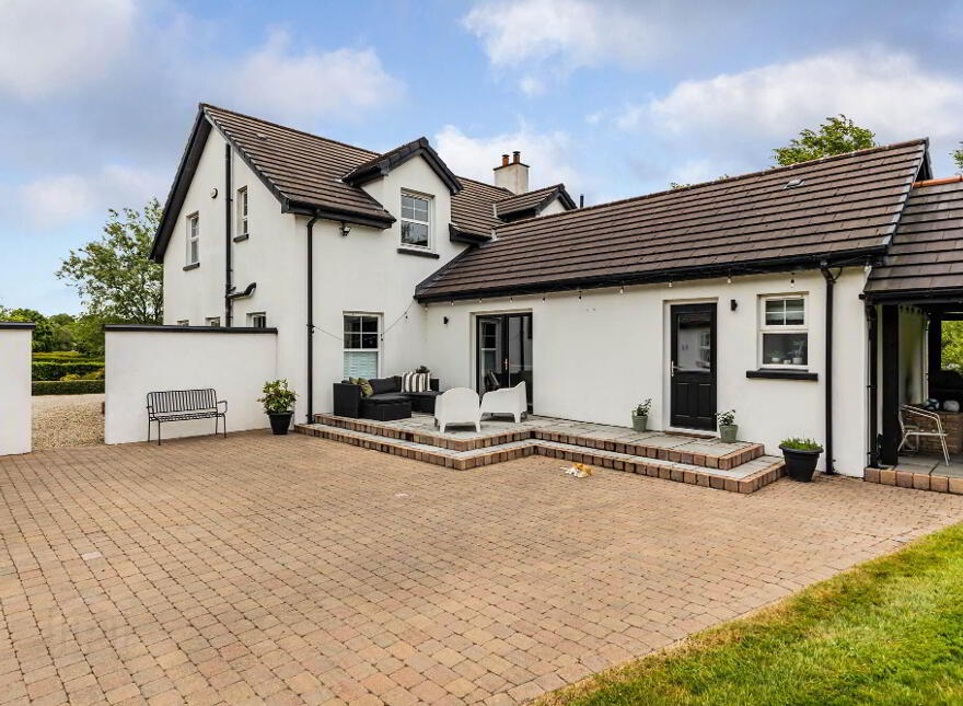 52a Skeagh Road, Dromore, BT25 2QB