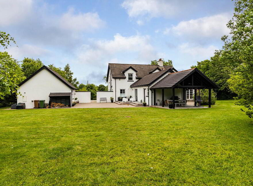 52a Skeagh Road, Dromore, BT25 2QB
