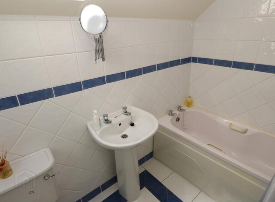 Emerson Lodge, Harlinstown, Slane, C15DP20
