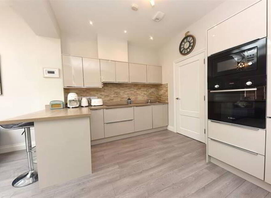 12 Ring Finnan Avenue, Kinsale Manor, Kinsale