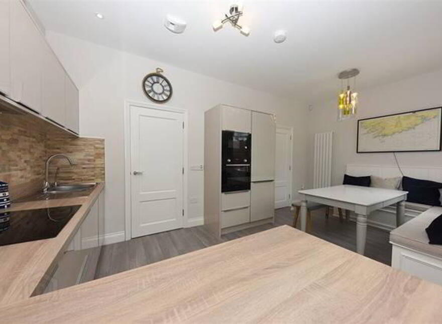 12 Ring Finnan Avenue, Kinsale Manor, Kinsale