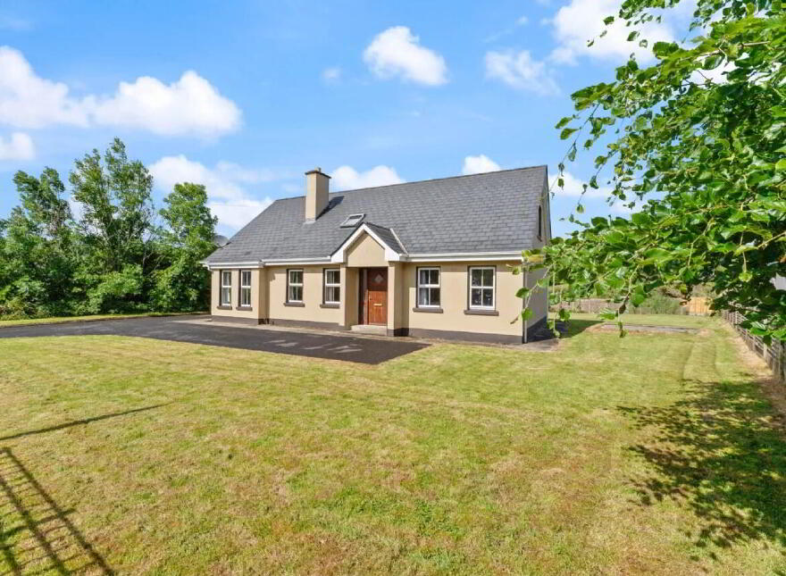 1 Noorey Park, Foxford, F26KX29 photo