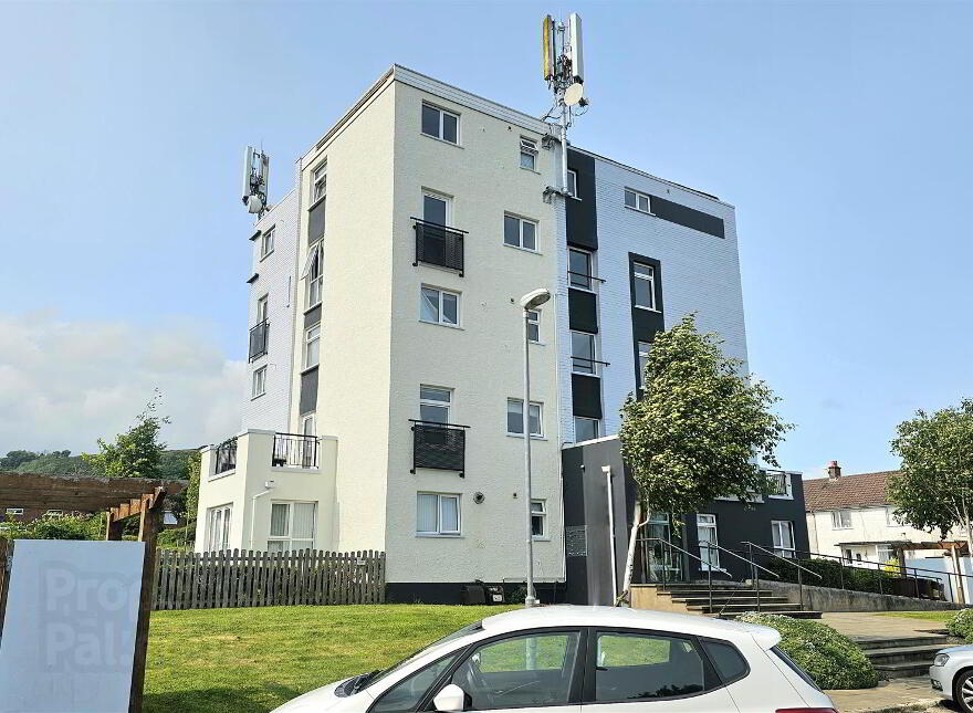 2j Knocksallagh Green, Greenisland, Carrickfergus, BT38 8SR photo