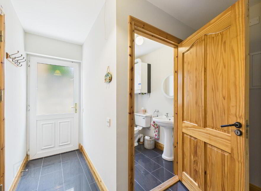 69 Glenside, Ballycarnane Woods, Tramore, X91X5W5