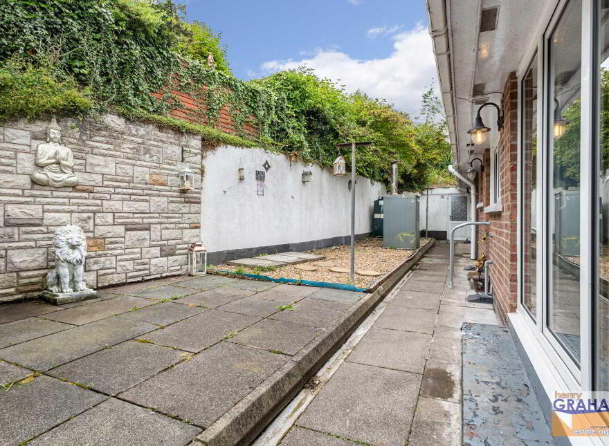 14 Moss Road, Lambeg, Lisburn, BT27 4NW