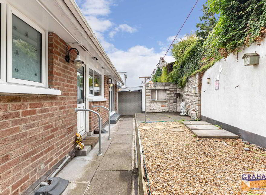 14 Moss Road, Lambeg, Lisburn, BT27 4NW