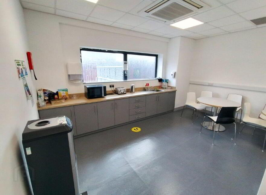 4 Floors To 9, 14-18 Great Victoria Street, Belfast, BT2 7BA