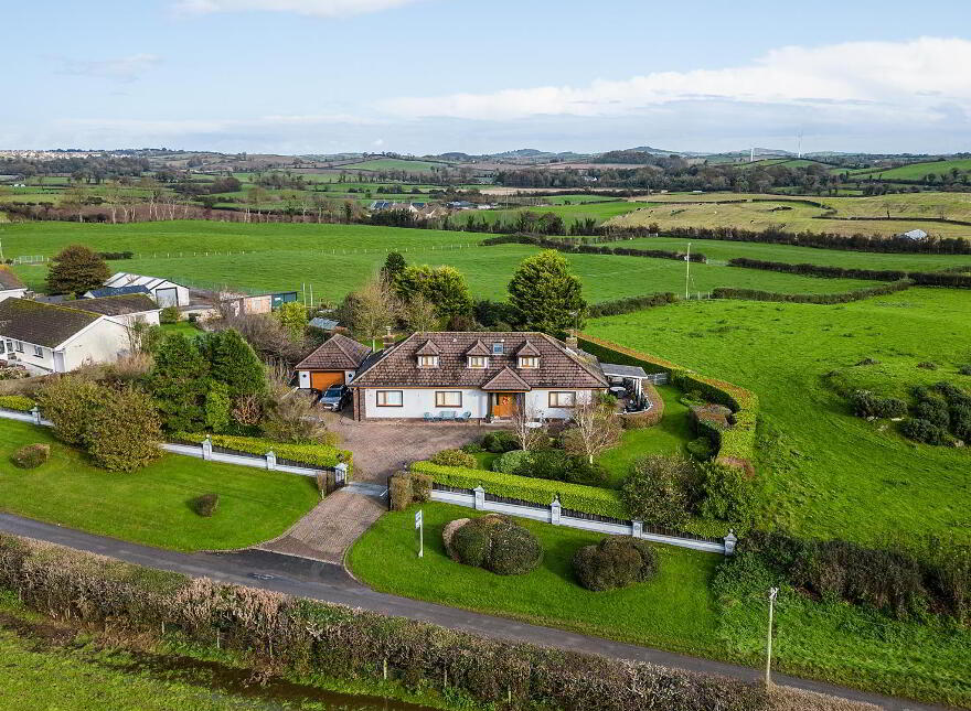 42 Old Course Road, Downpatrick, BT30 8BD photo