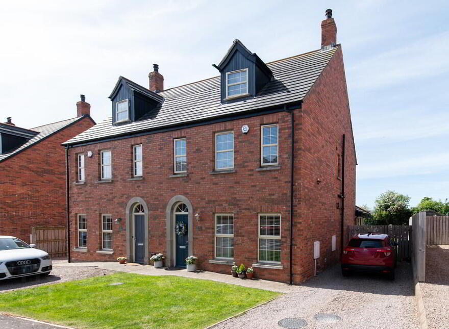 7 The Cairn View, Greenisland, Carrickfergus, BT38 8YQ photo