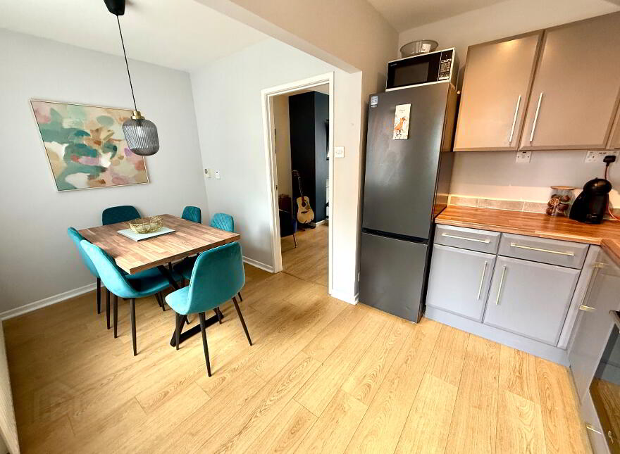 54 Kingsmere Gardens, Waterisde, L'Derry, BT47 5TR