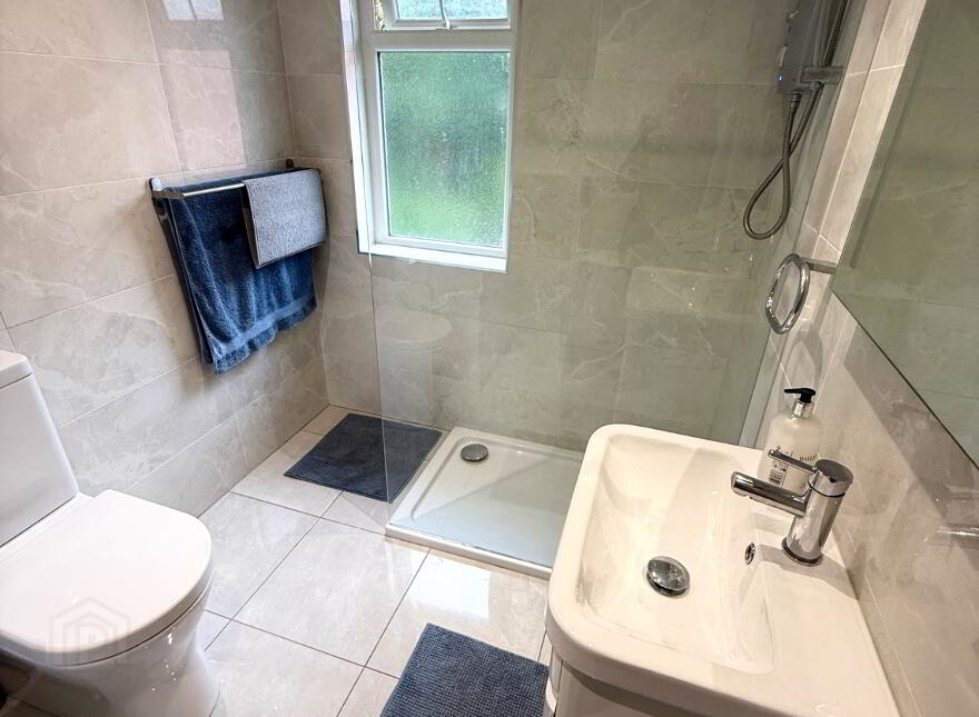 54 Kingsmere Gardens, Waterisde, L'Derry, BT47 5TR