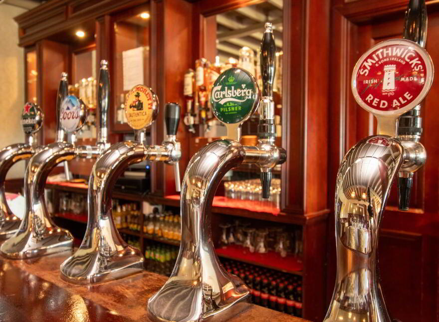 The Lavey Inn, Dublin Road, Knockanoark, Cavan Town, H12P793