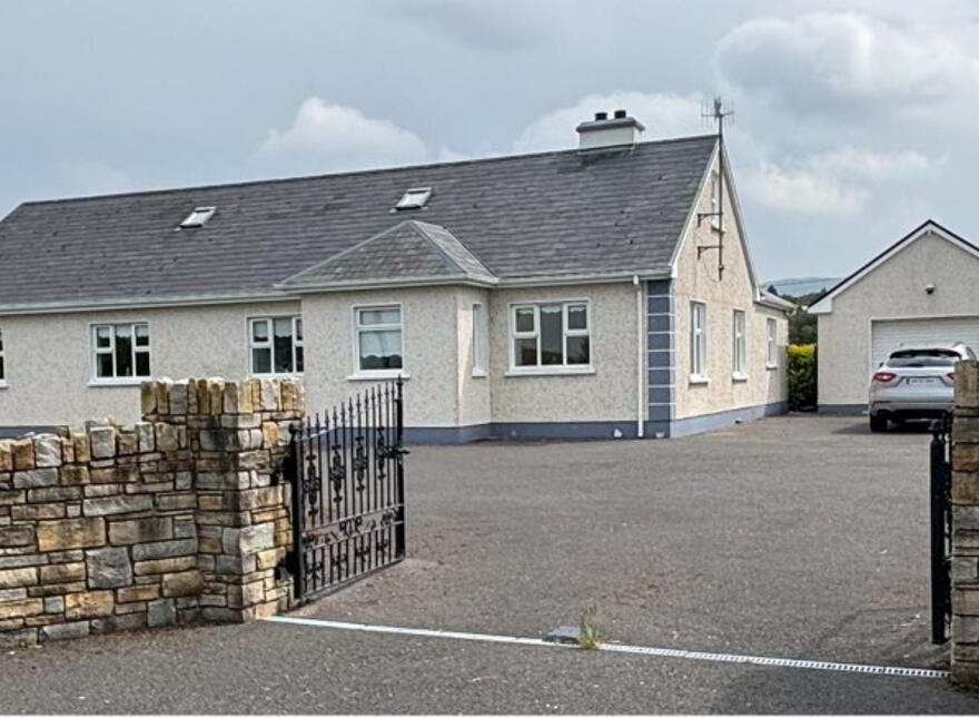 Portnoo Road, Ardara, F94PW24